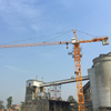 Service de grue à tour Hammerhead Topkit dans une cimenterie
